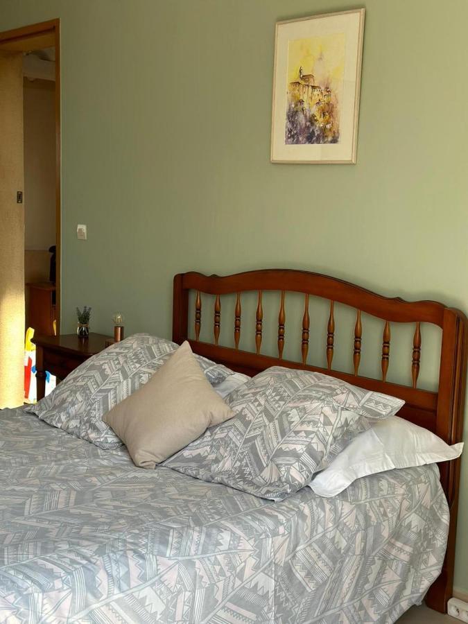 Les Cigales Bed & Breakfast Villelaure Exterior photo